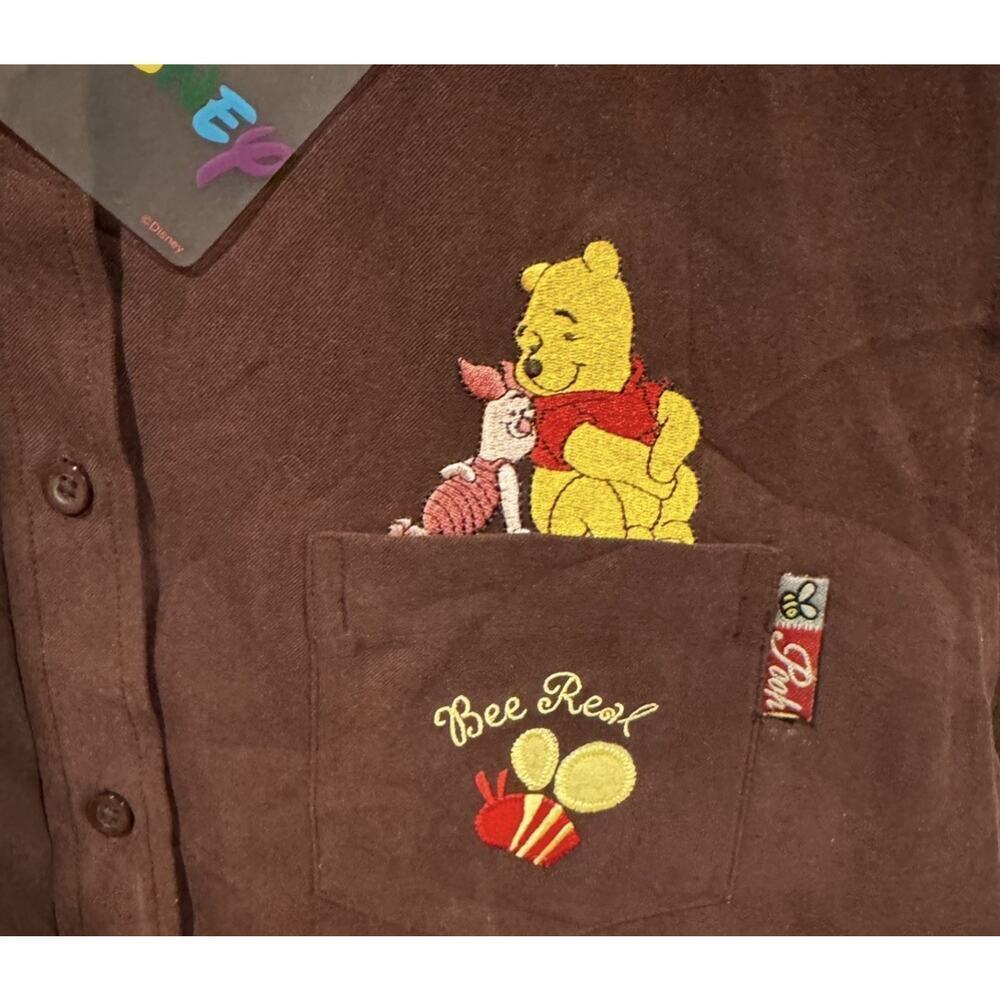 Vintage Disney Winnie the Pooh Shirt L Brown Button Down Embroidered Piglet Bee - Picture 6 of 12